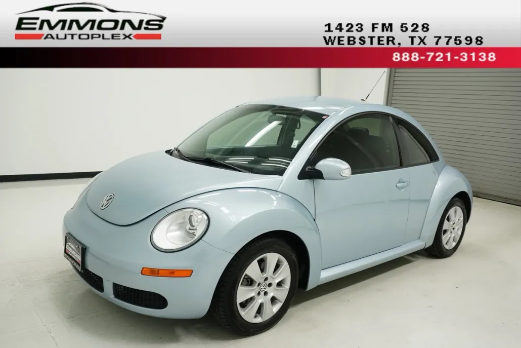 2010 Volkswagen Beetle photo 1