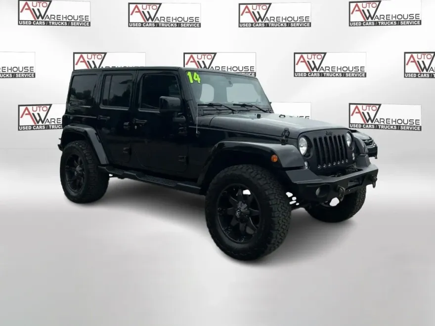 2014 Jeep Wrangler Unlimited Altitude photo 1
