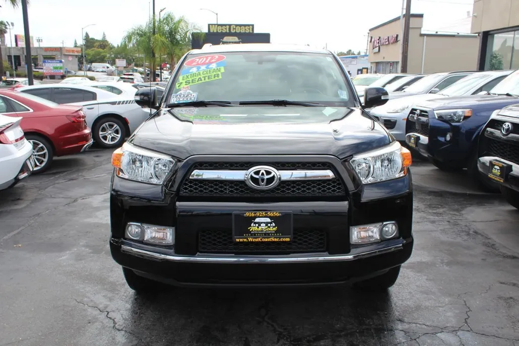 2012 Toyota 4Runner SR5 photo 1