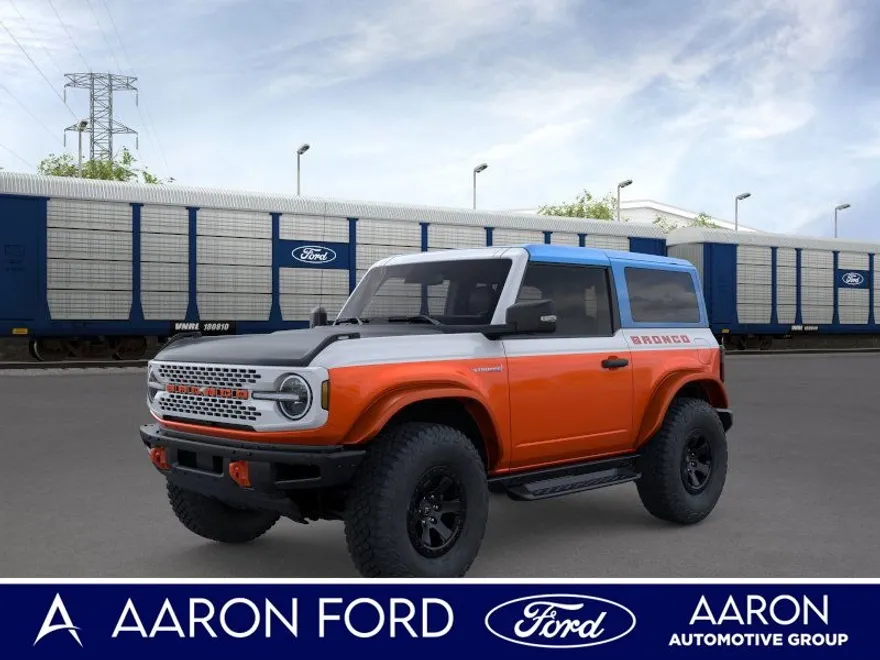 2025 Ford Bronco First Edition photo 1