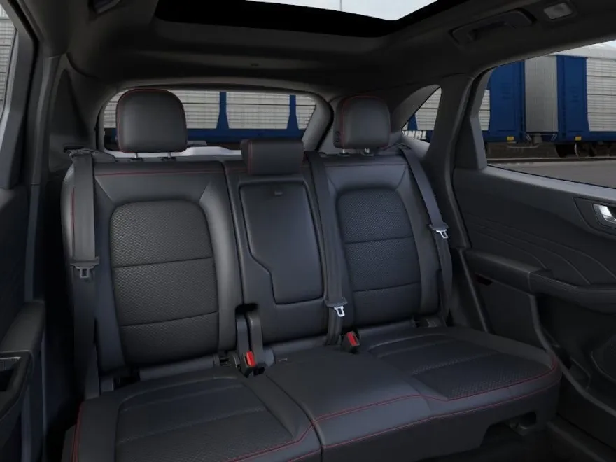 2025 Ford Escape ST-Line Select photo 1