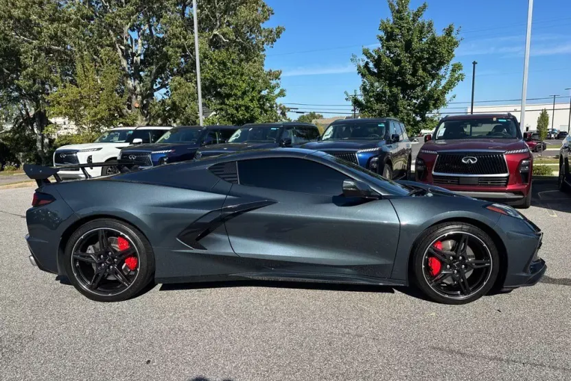 2020 Chevrolet Corvette 3LT photo 1