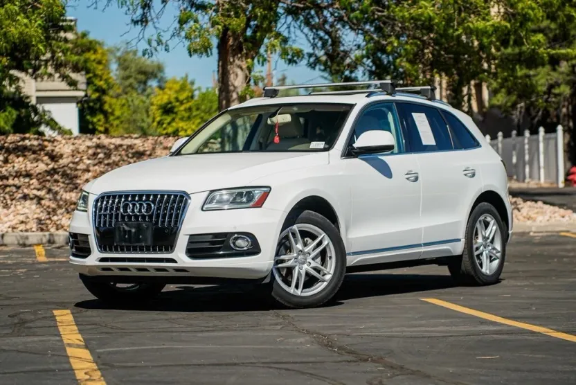 2017 Audi Q5 2.0T Premium Plus photo 1
