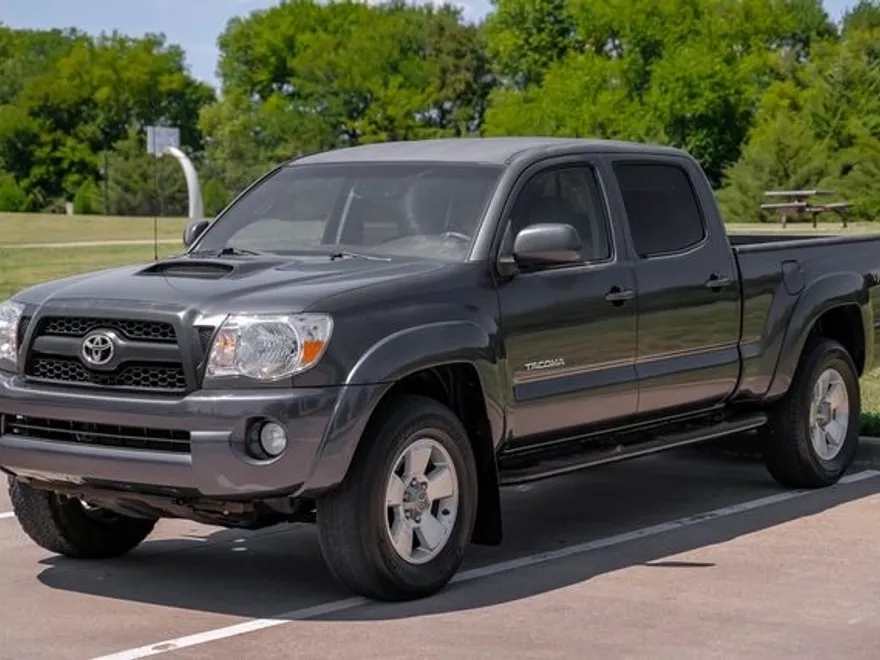 2011 Toyota Tacoma TRD Sport V6 photo 1