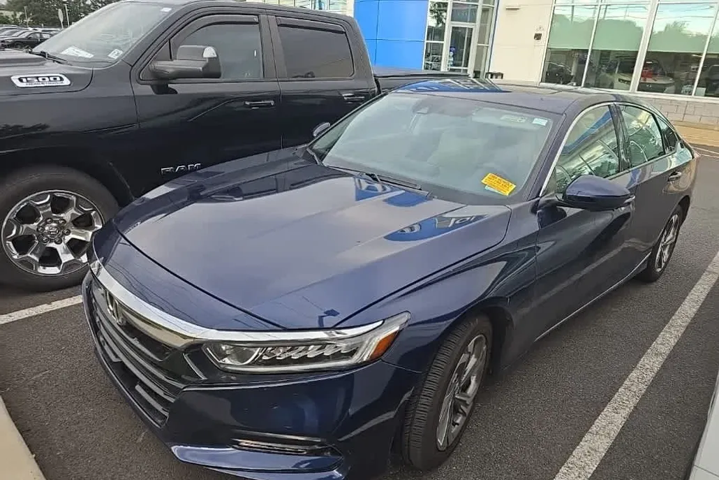 2018 Honda Accord EX 1.5T photo 1