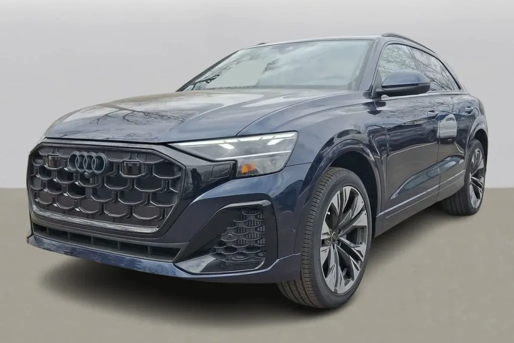 2025 Audi Q8 55 Premium Plus photo 1