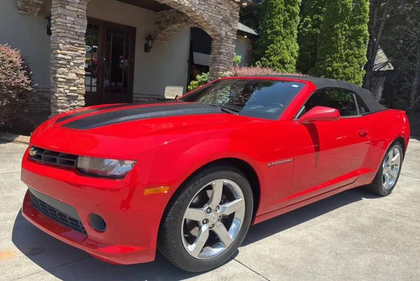 2014 Chevrolet Camaro 1LT photo 1