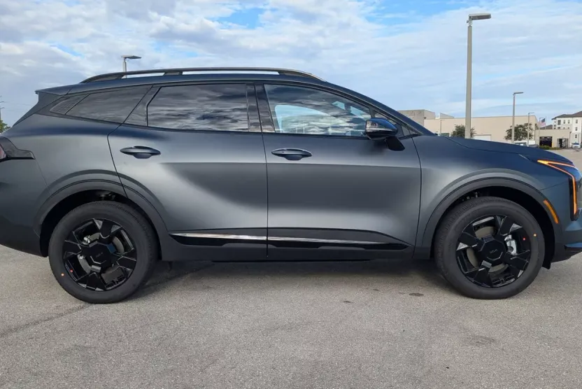 2026 Kia Sportage Hybrid X-Line photo 1