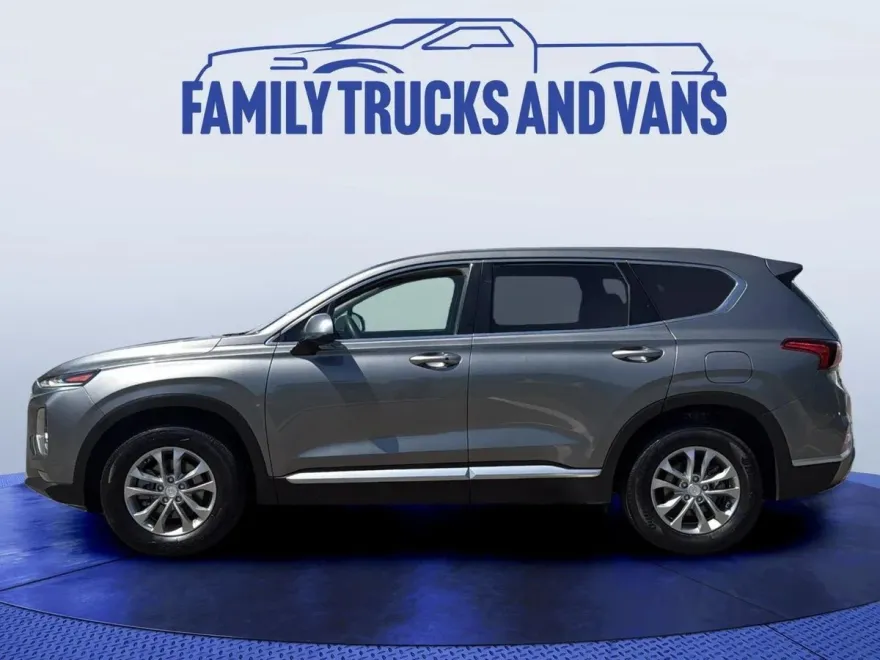 2020 Hyundai Santa Fe SEL photo 1
