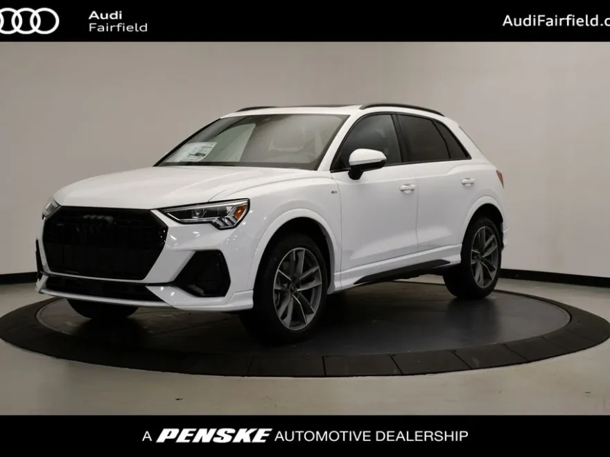 2025 Audi Q3 45 TFSI S line Premium photo 1