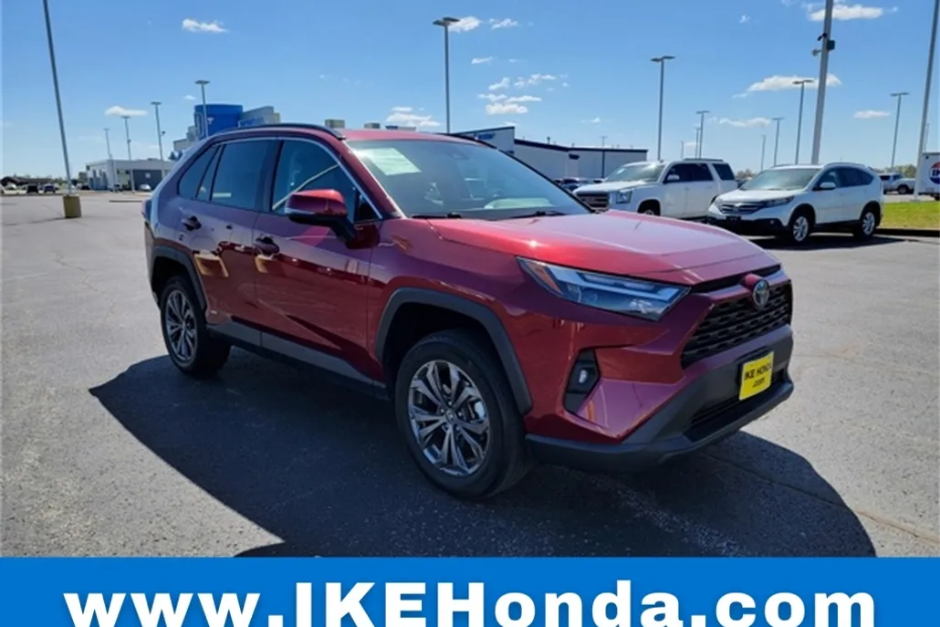 2022 Toyota RAV4 Hybrid XLE Premium photo 1