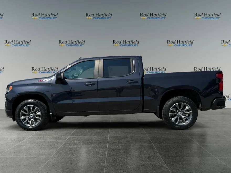 2023 Chevrolet Silverado 1500 RST photo 1