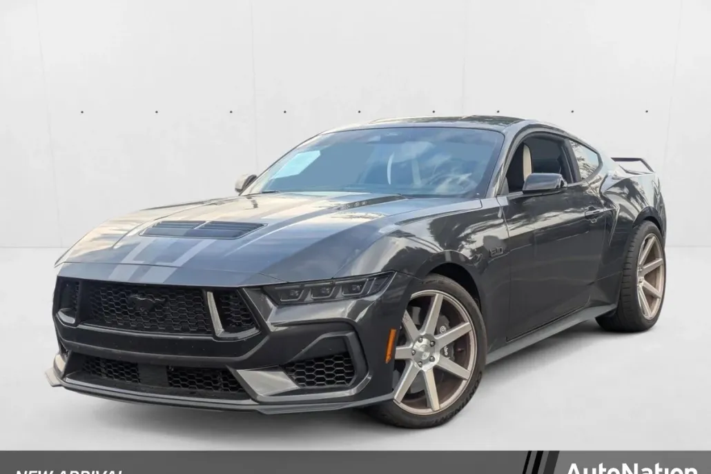 2024 Ford Mustang GT Premium photo 1