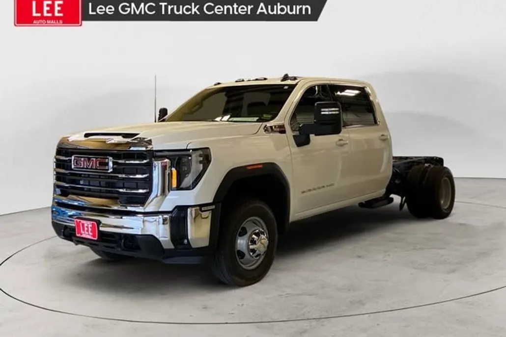 2026 Gmc Sierra 3500 HD SLE photo 1
