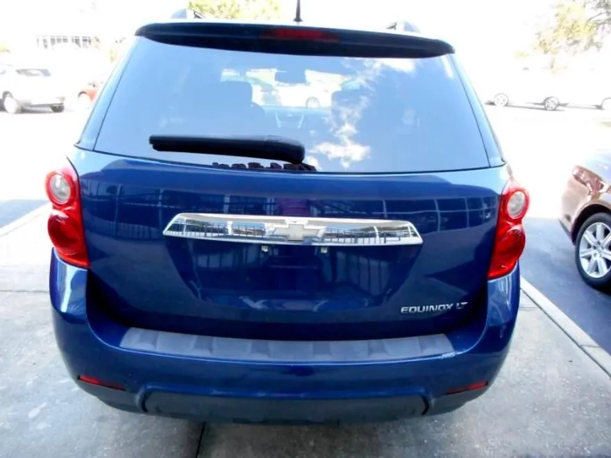 2010 Chevrolet Equinox photo 1