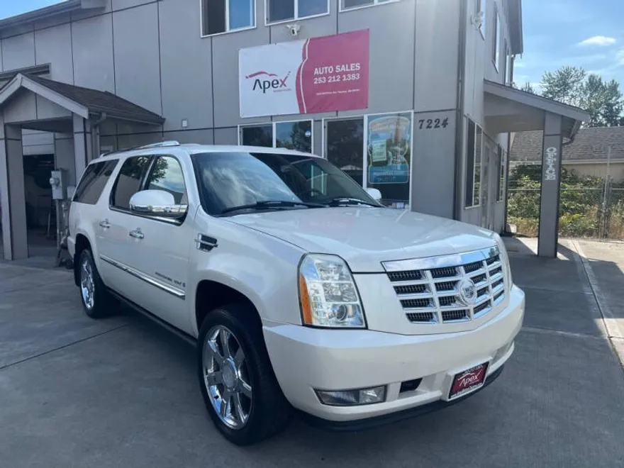 2008 Cadillac Escalade ESV Base photo 1