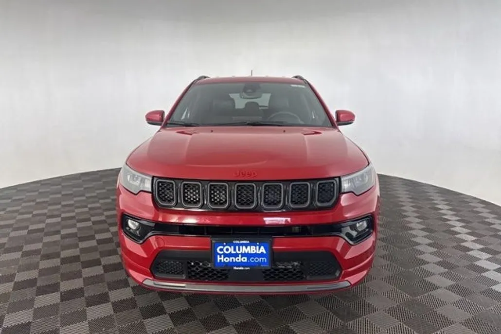 2023 Jeep Compass Limited photo 1