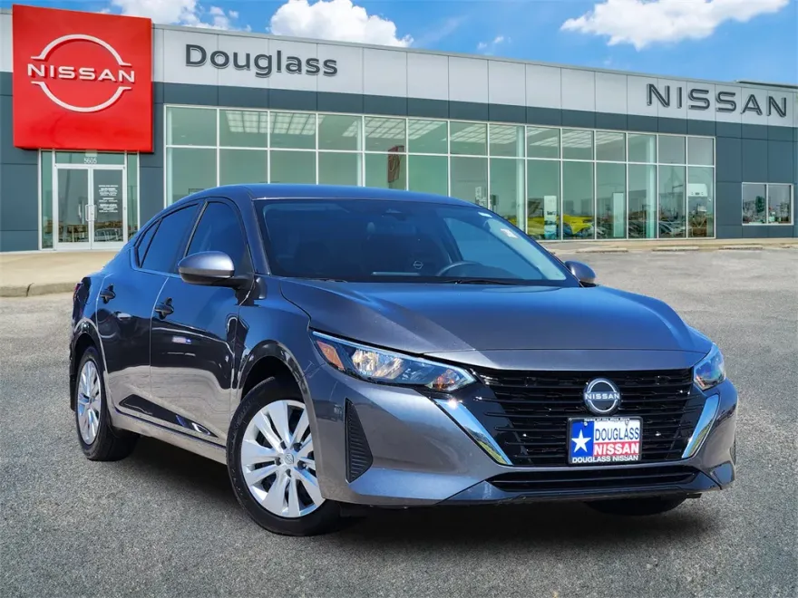 2025 Nissan Sentra S photo 1