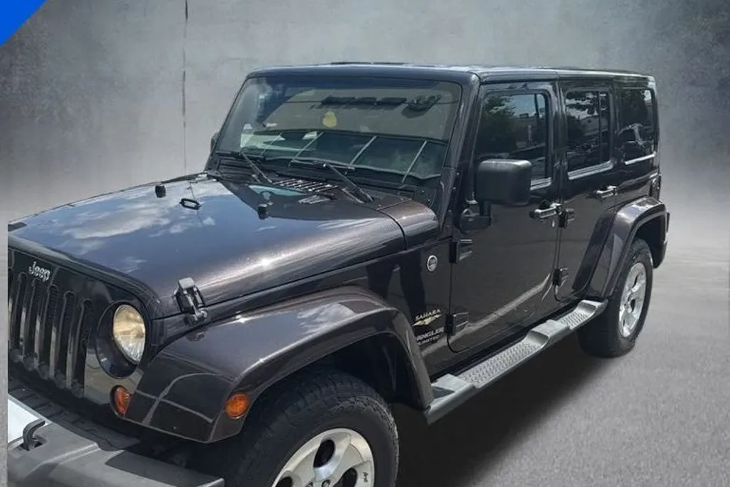 2013 Jeep Wrangler Unlimited Rubicon High Tide photo 1