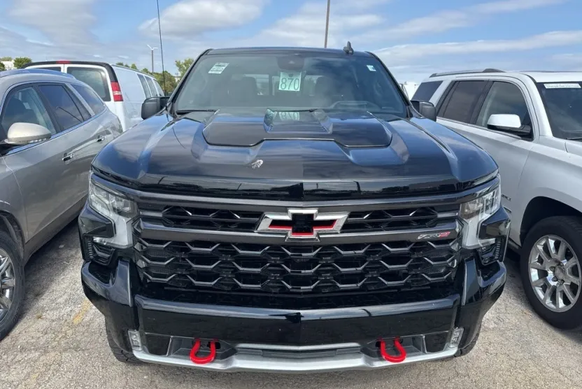 2024 Chevrolet Silverado 1500 ZR2 photo 1