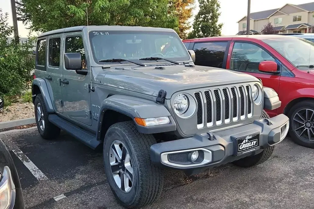 2022 Jeep Wrangler Unlimited Sahara photo 1