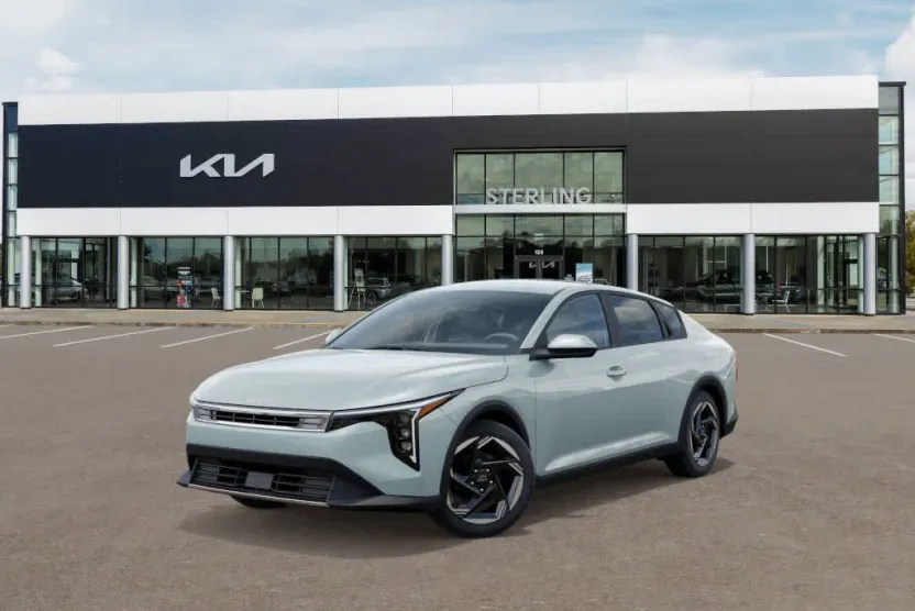 2025 Kia K4 EX photo 1