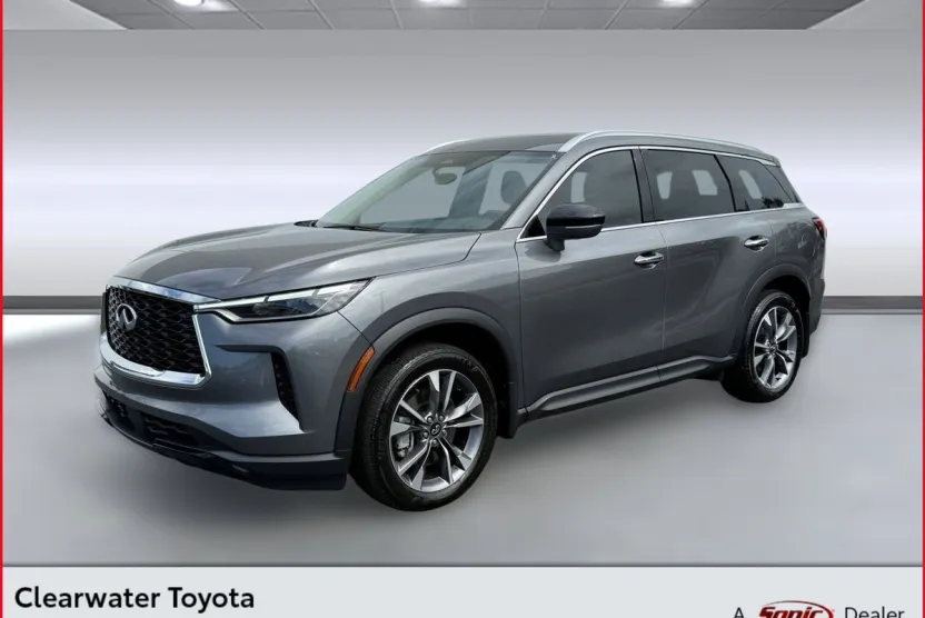 2023 Infiniti QX60 Luxe photo 1