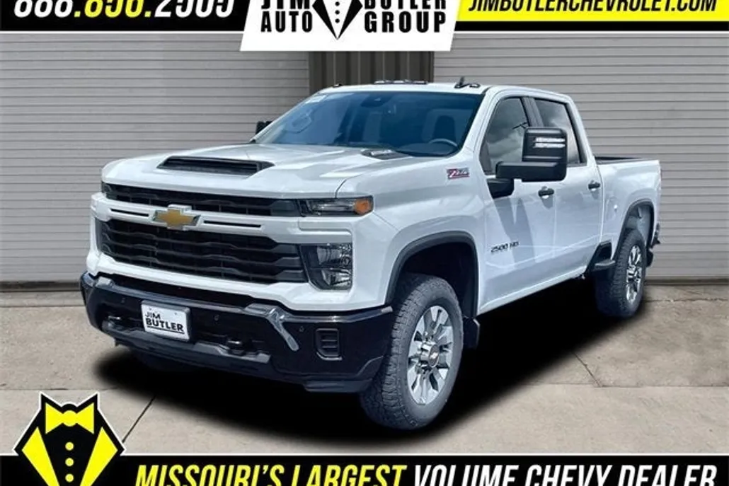 2025 Chevrolet Silverado 2500HD Custom photo 1