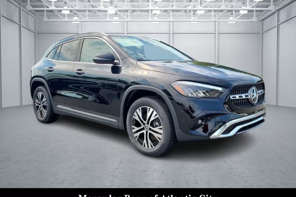 2025 Mercedes Benz GLA 250 4MATIC photo 1