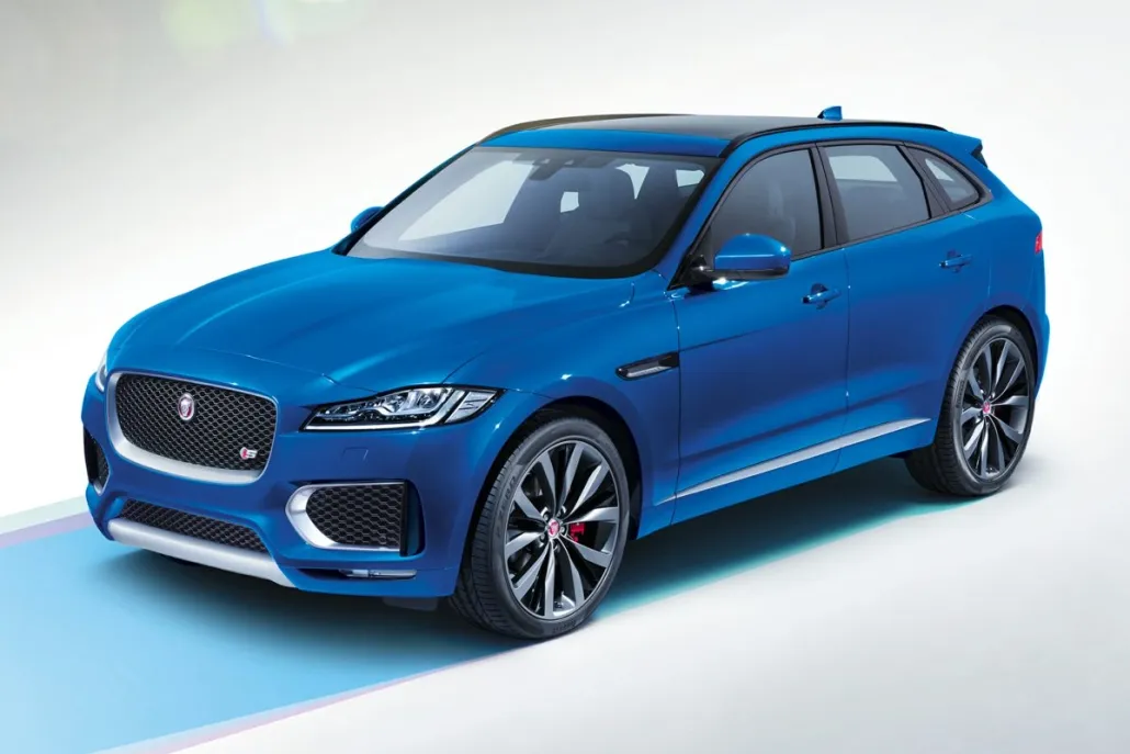 2020 Jaguar F-PACE SVR photo 1