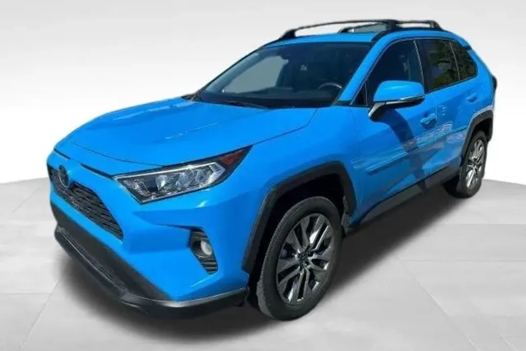 2020 Toyota RAV4 XLE Premium Sport photo 1
