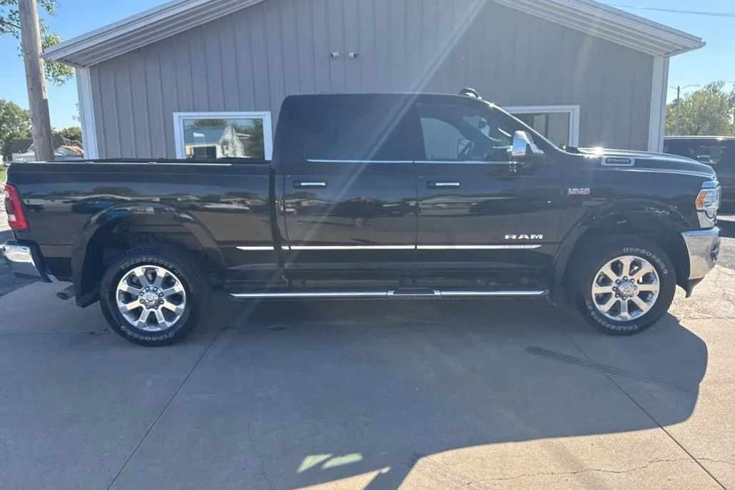 2022 Ram 2500 Limited photo 1