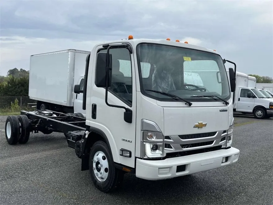 2024 Chevrolet Silverado 3500HD Base photo 1