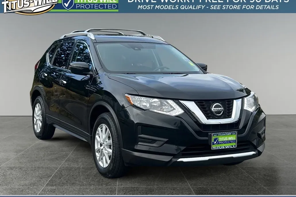 2019 Nissan Rogue SV photo 1