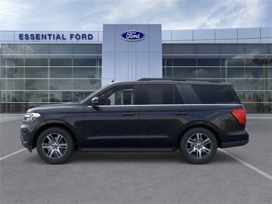 2024 Ford Expedition XLT photo 1