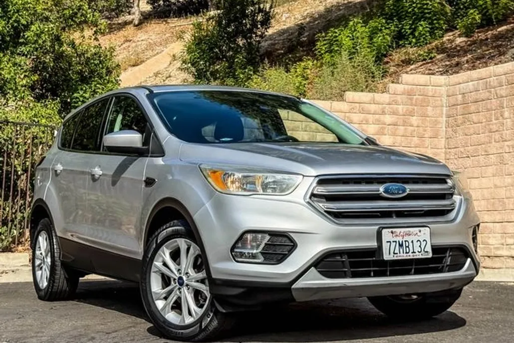 2017 Ford Escape SE photo 1
