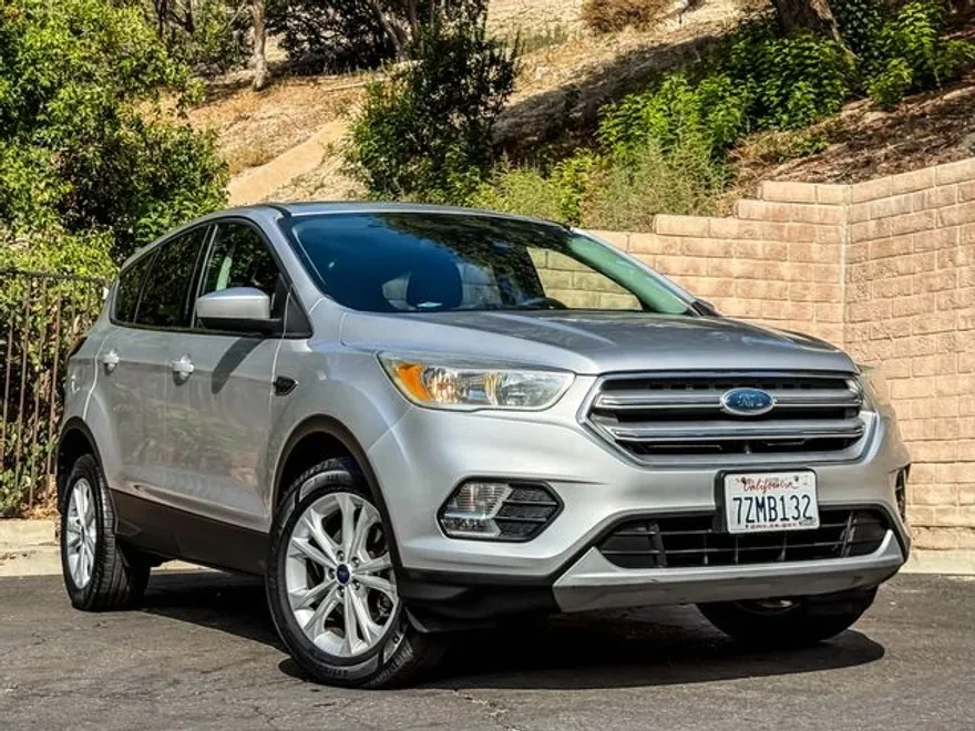 2017 Ford Escape SE photo 1