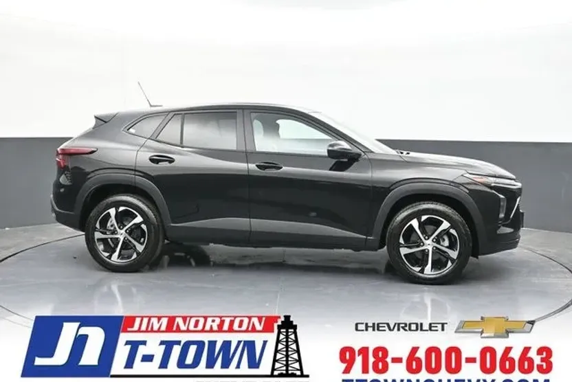 2026 Chevrolet Trax photo 1