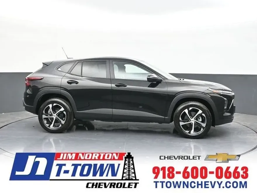 2026 Chevrolet Trax photo 1