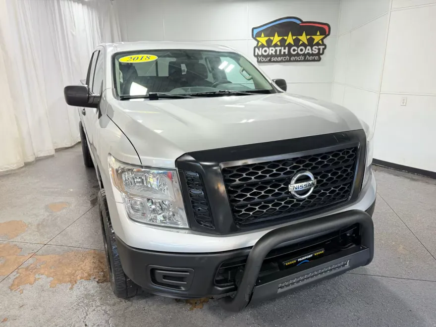 2018 Nissan Titan S Crew Cab photo 1
