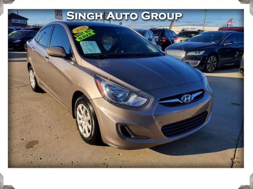 2014 Hyundai Accent GLS photo 1