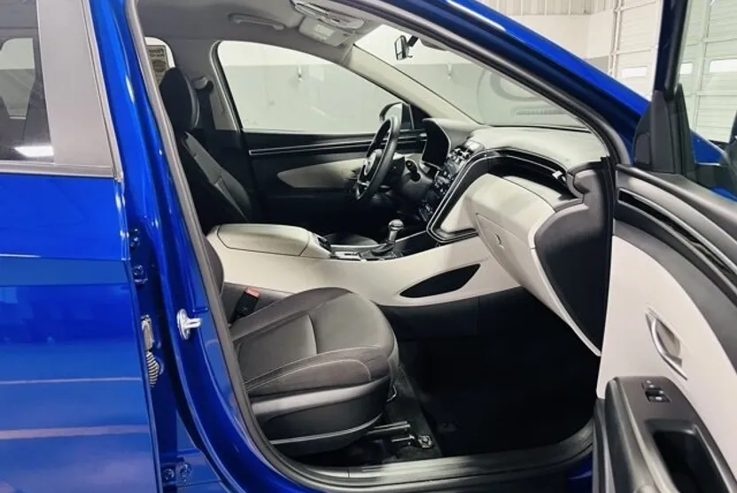 2024 Hyundai Tucson SEL photo 1