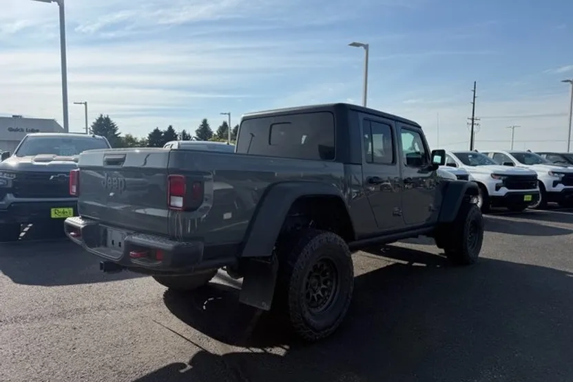 2022 Jeep Gladiator Rubicon photo 1