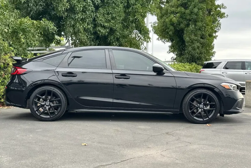 2022 Honda Civic Hatchback Sport photo 1