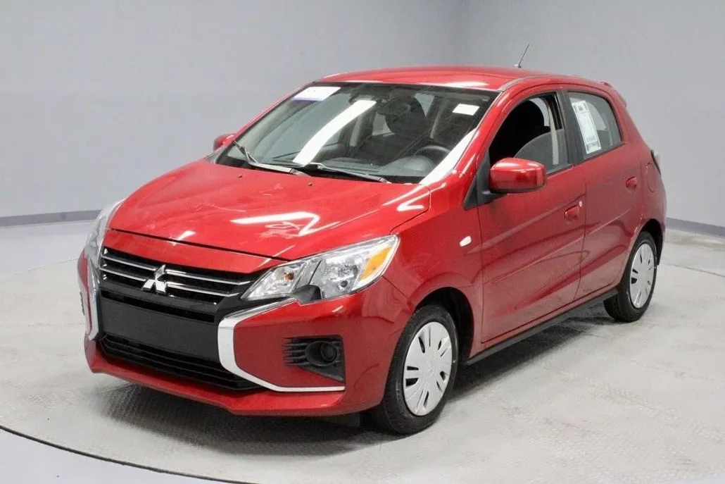 2022 Mitsubishi Mirage ES photo 1