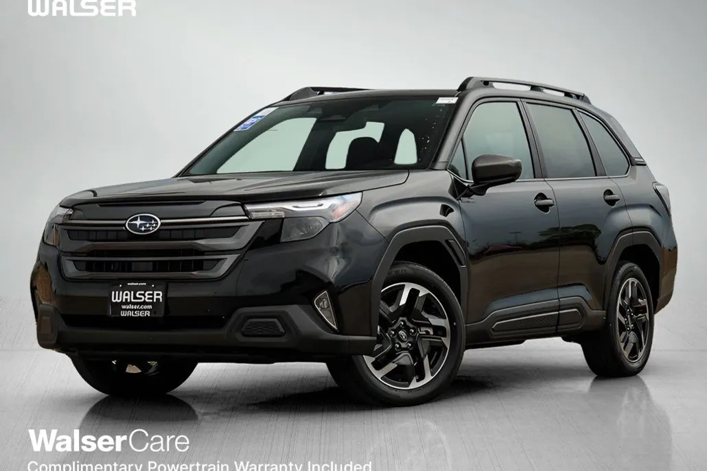 2025 Subaru Forester Premium photo 1