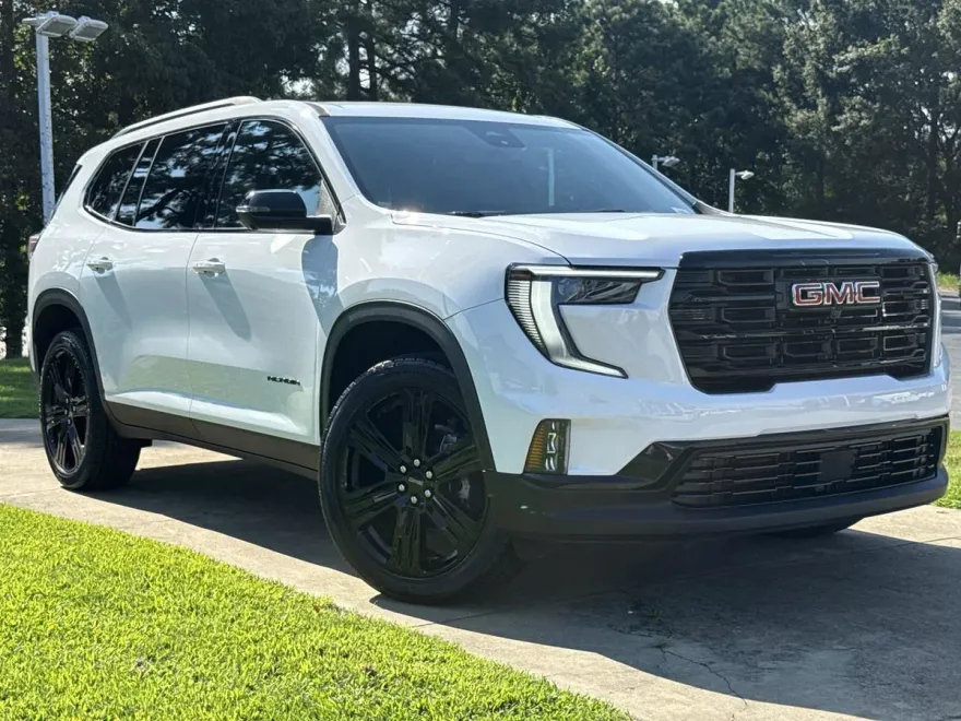 2024 Gmc Acadia Elevation photo 1
