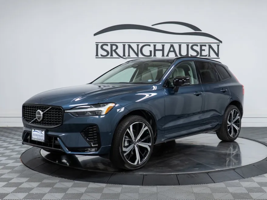 2023 Volvo XC60 B5 Ultimate photo 1