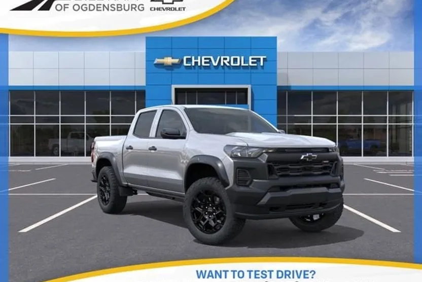 2026 Chevrolet Colorado Trail Boss photo 1