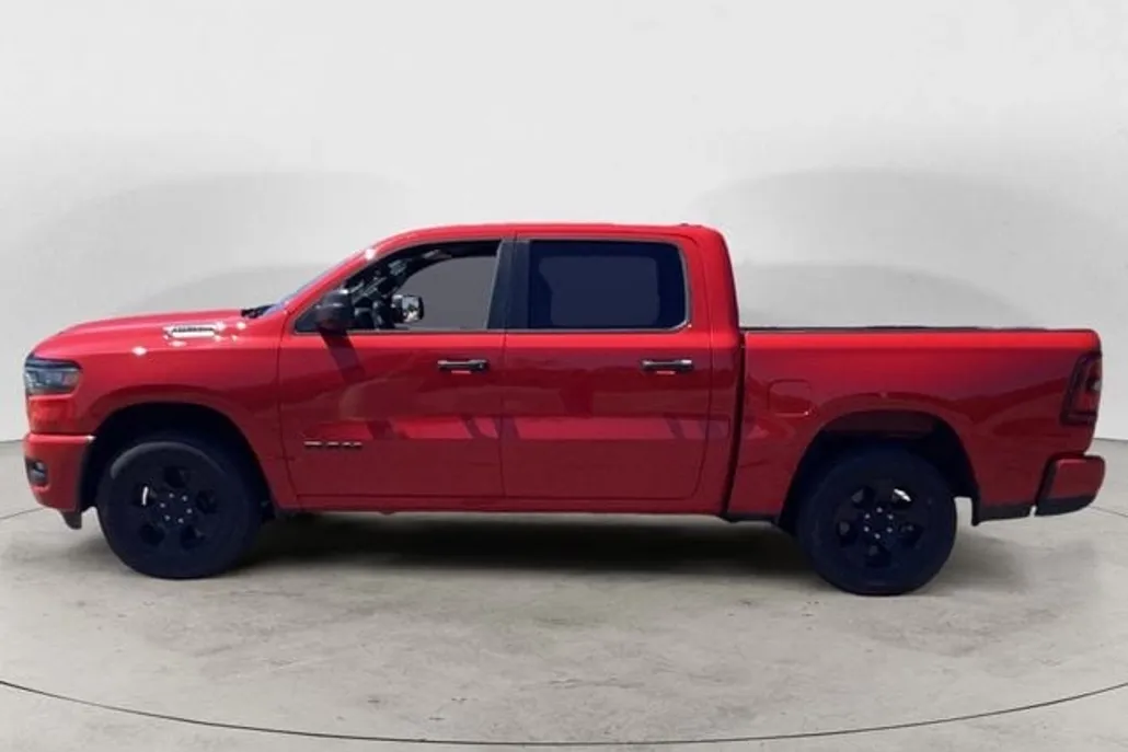 2025 Ram 1500 Tradesman photo 1